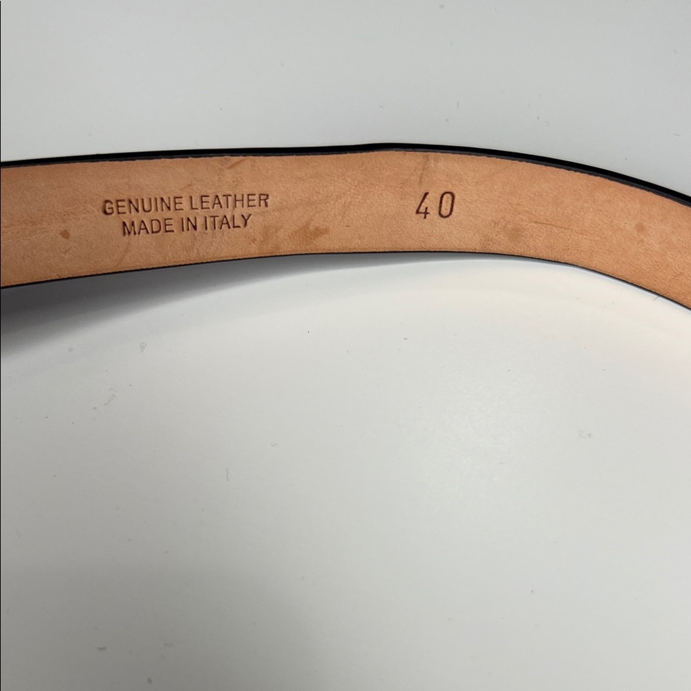 Moschino Pastel Purple and Gold Women's Belt - Picture 4 of 10